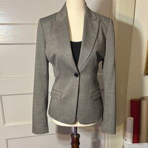 Elie Tahari soft Gray wool blazer